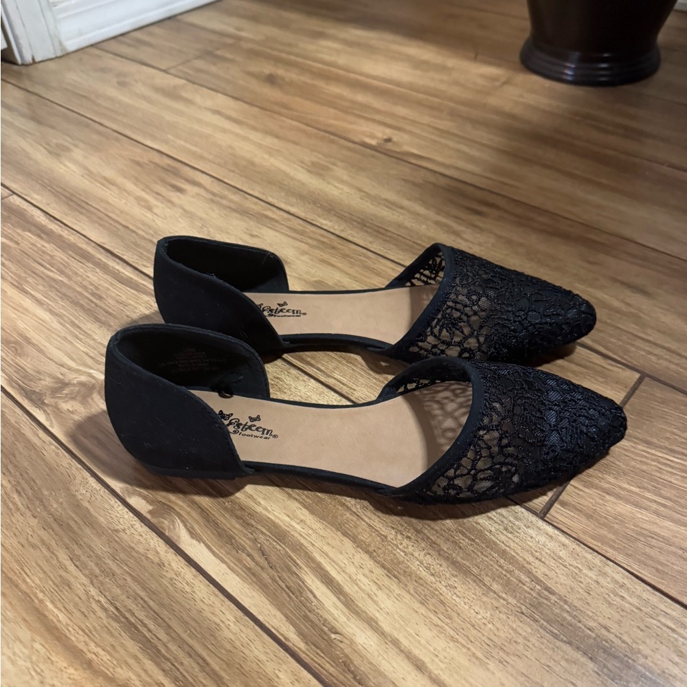 Self Esteem footwear women's flats, black and color and size 10